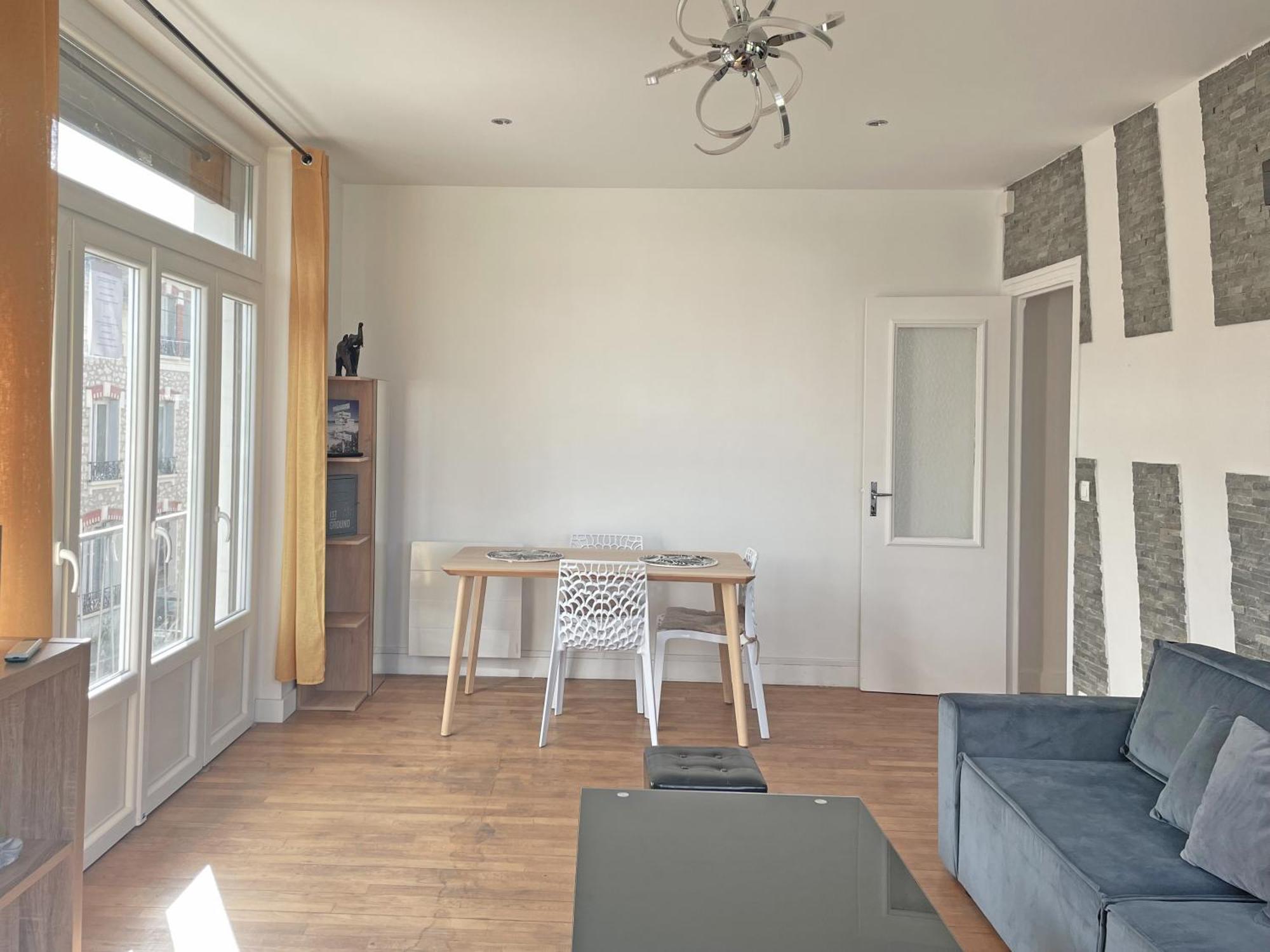Grand T2 Renove - Bord Du Canal - Commerces A Pied Moret-sur-Loing Buitenkant foto